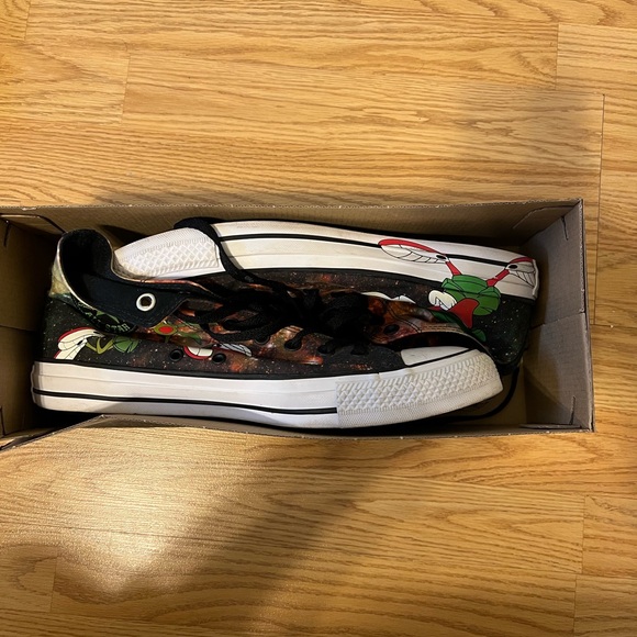 Looney Tunes X Converse Marvin the Martian 👽 & K-9 Dog 🐕 Sneakers MENS - Picture 9 of 10